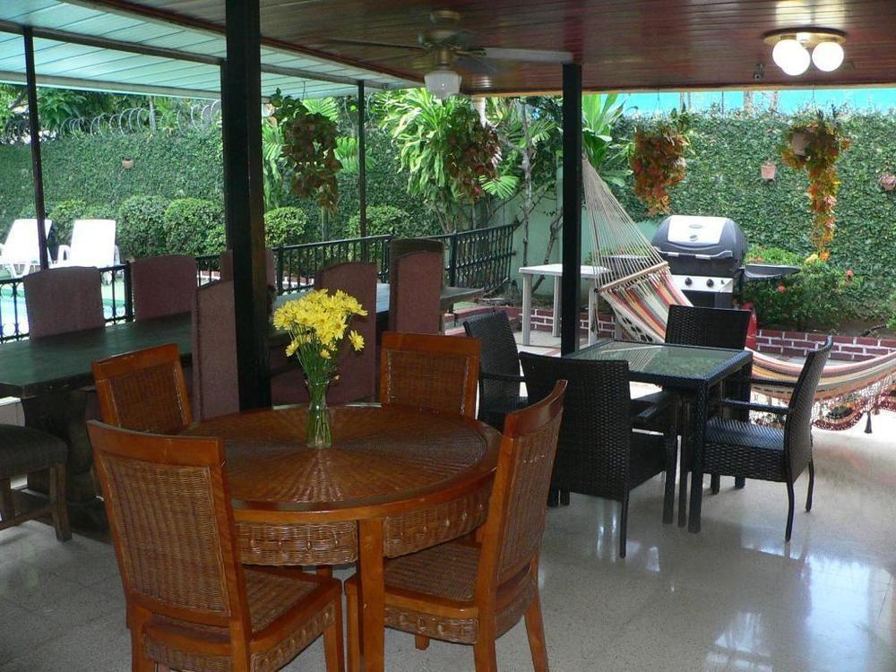 Hostal Cocos Inn Панама Экстерьер фото