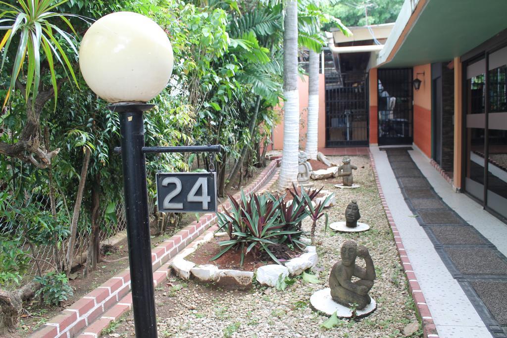 Hostal Cocos Inn Панама Экстерьер фото