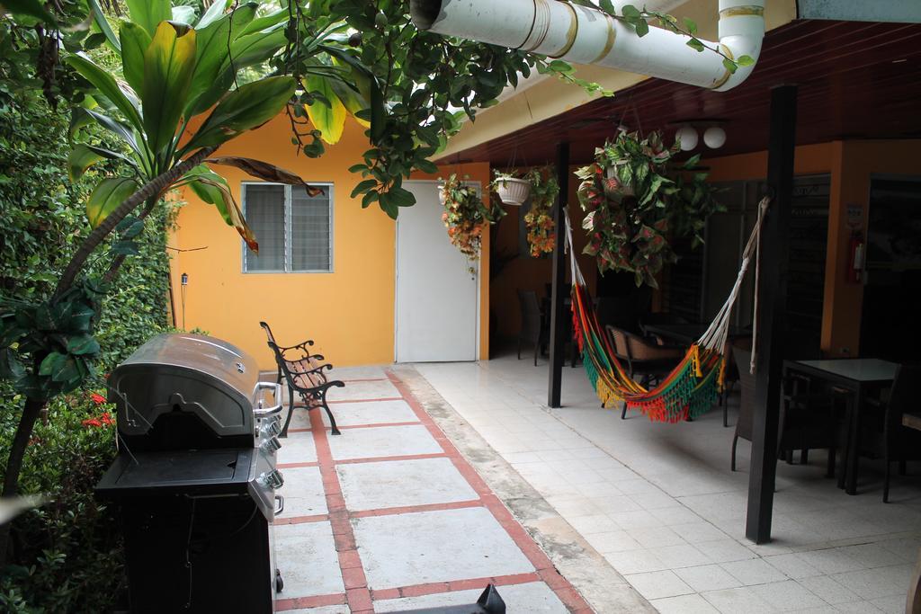 Hostal Cocos Inn Панама Экстерьер фото