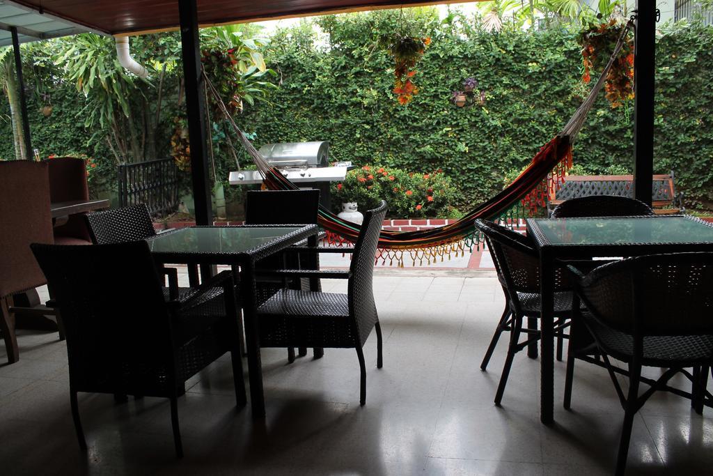 Hostal Cocos Inn Панама Экстерьер фото
