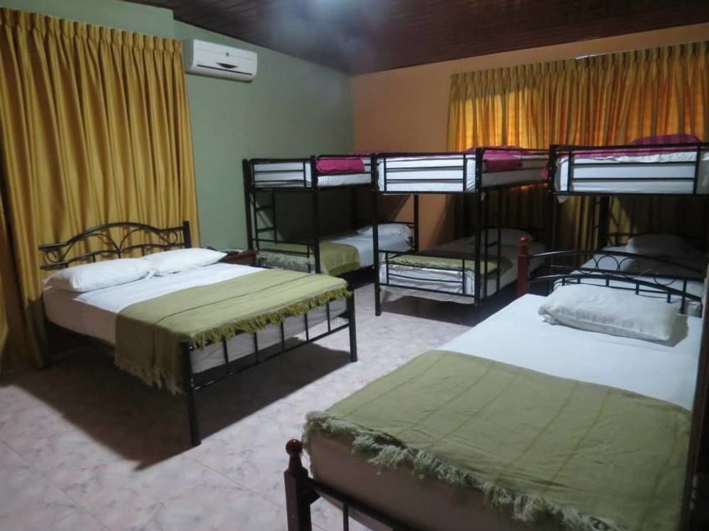 Hostal Cocos Inn Панама Экстерьер фото