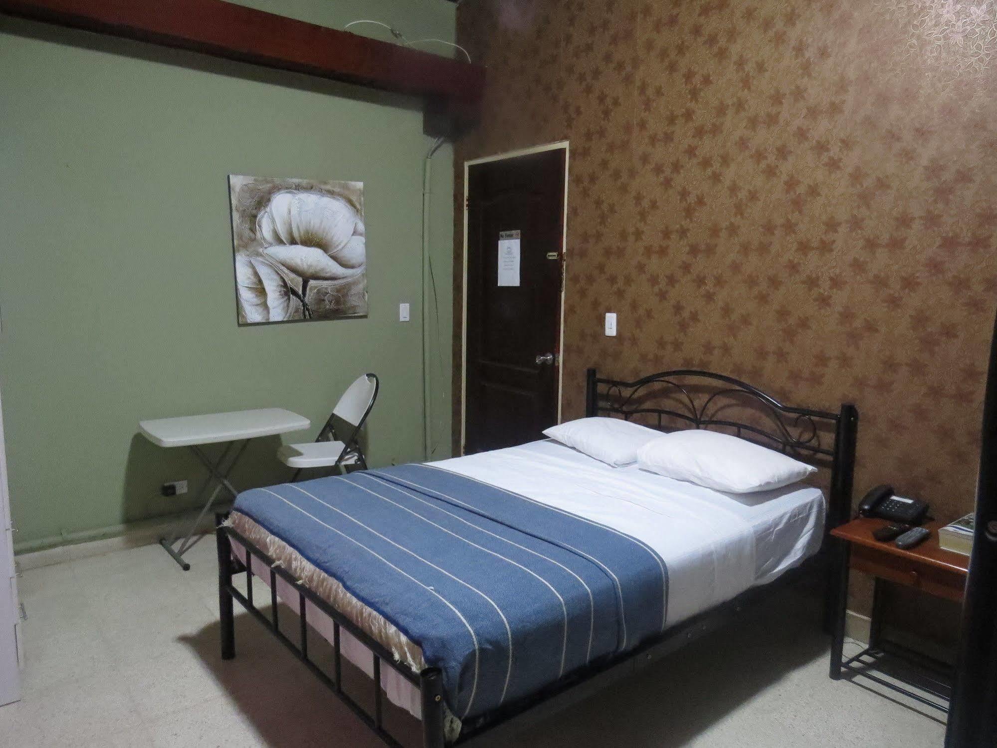 Hostal Cocos Inn Панама Экстерьер фото