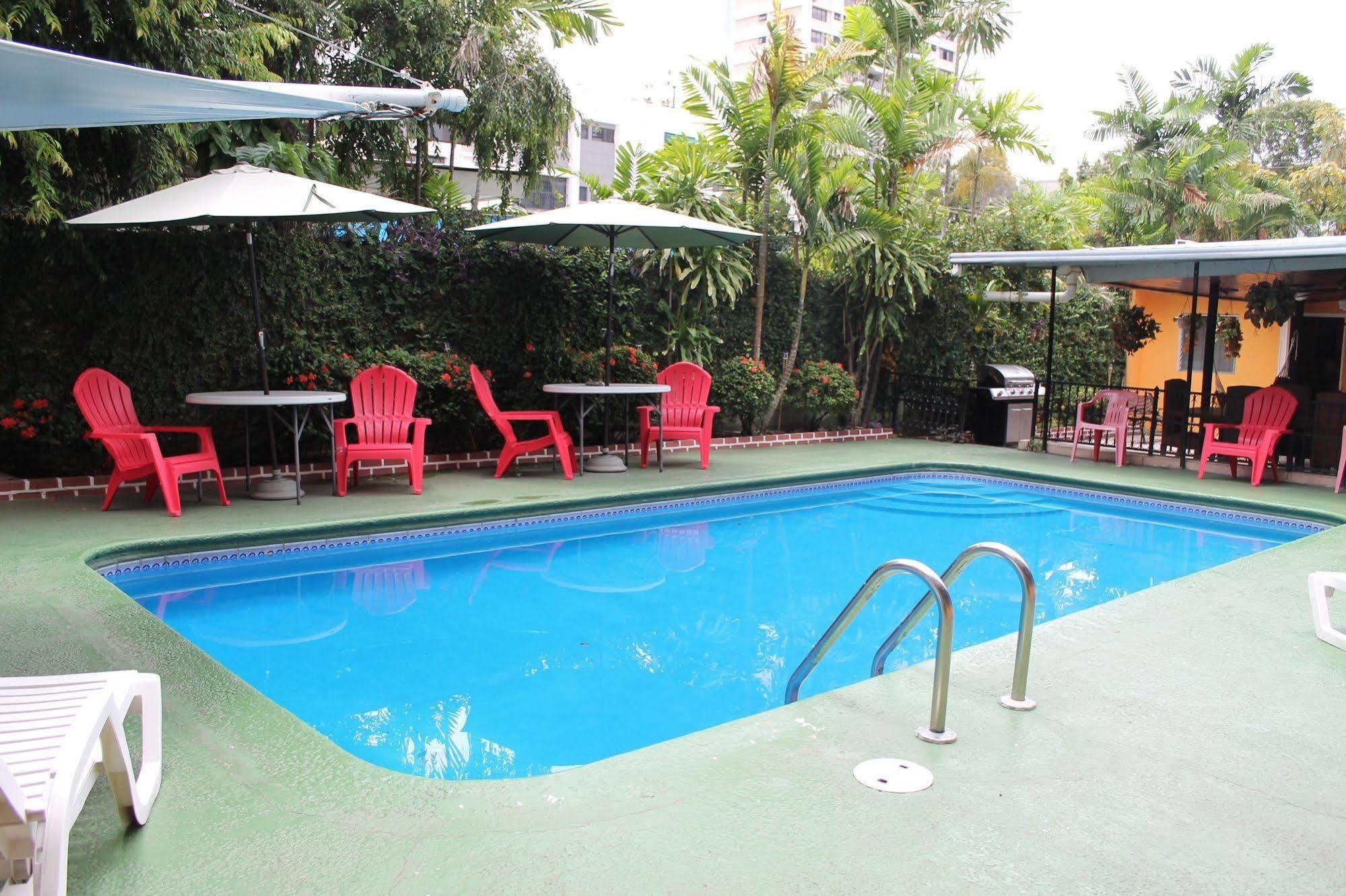 Hostal Cocos Inn Панама Экстерьер фото