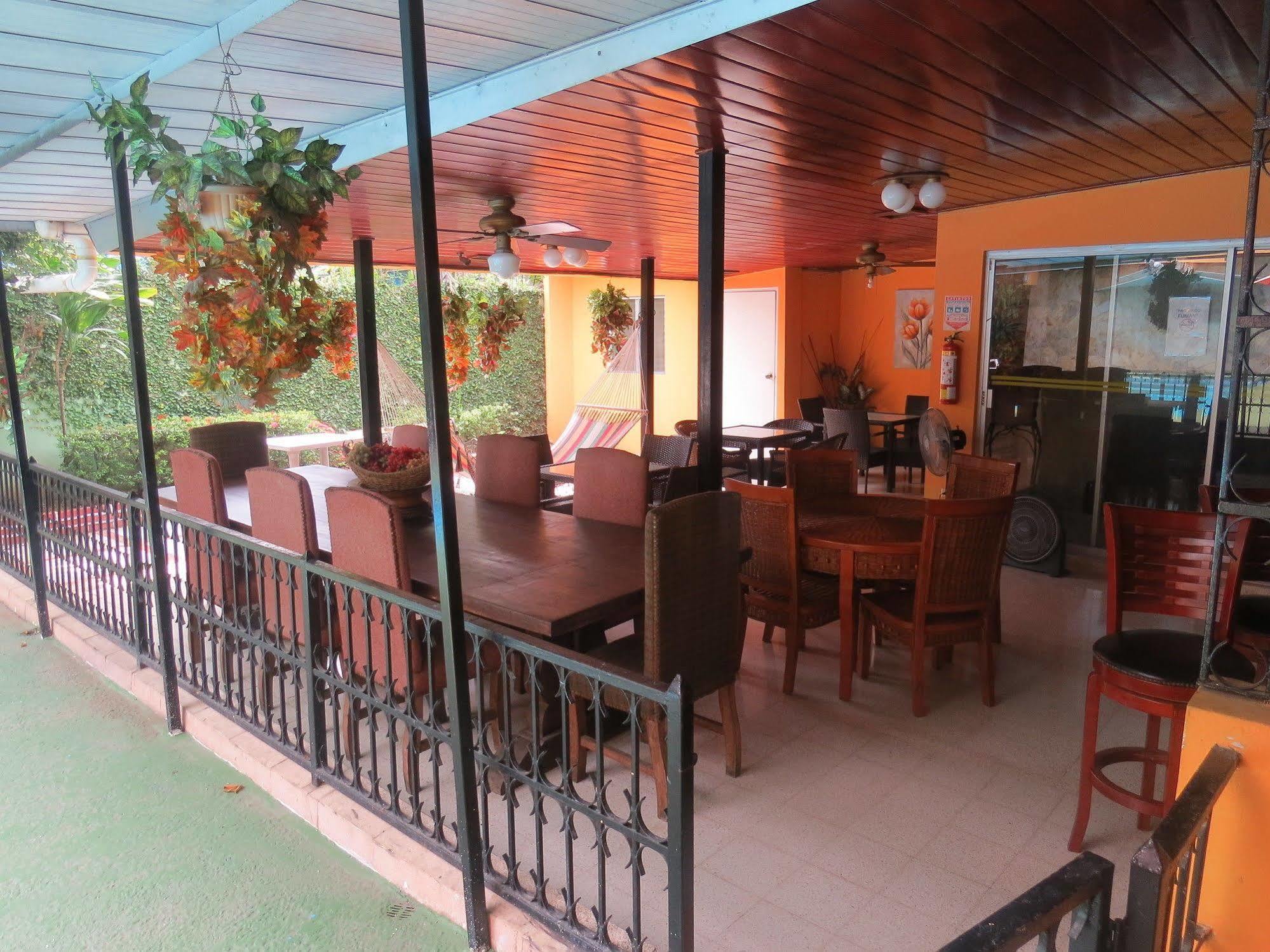 Hostal Cocos Inn Панама Экстерьер фото